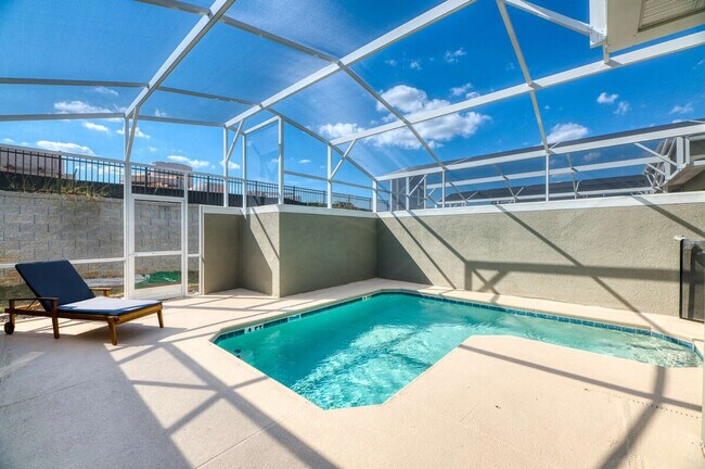 Building Photo - 1088 Leader St