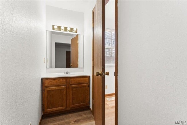 Building Photo - 132 Clinton Hill Dr