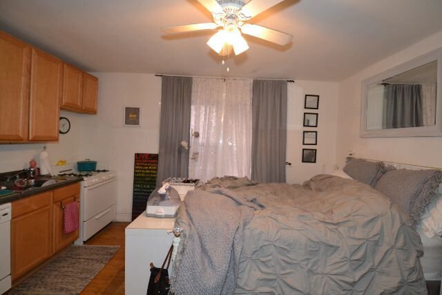 Building Photo - 2115 N Dayton St