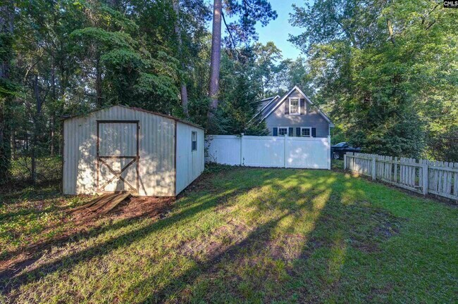 Building Photo - 1808 Lowder Dr