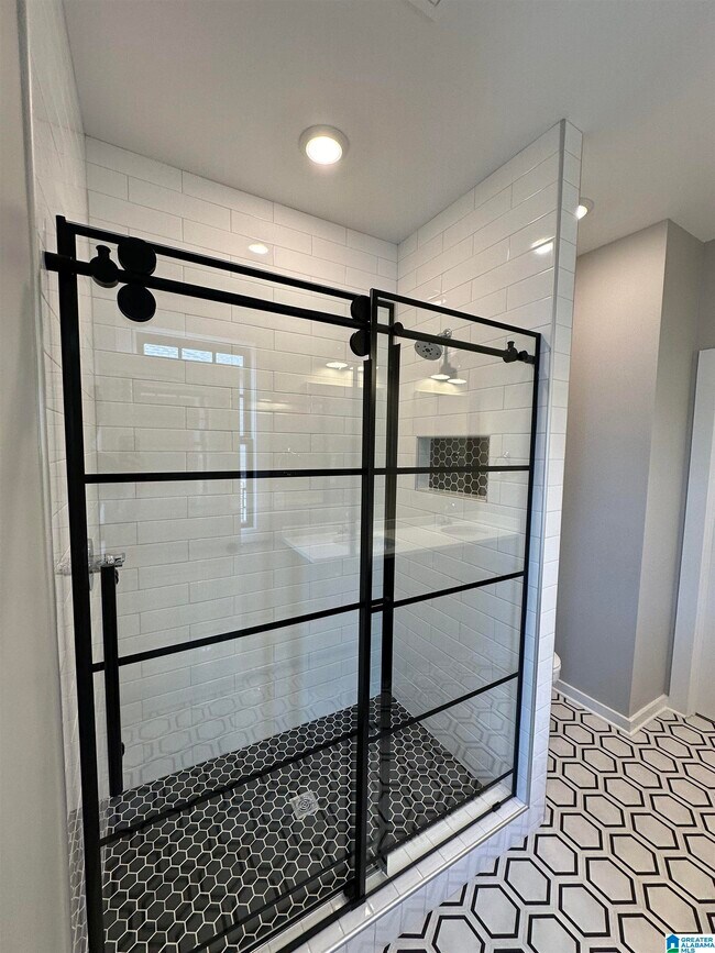 Building Photo - 1125 WINDSOR Sq