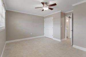 Building Photo - 5045 Pelican Dr