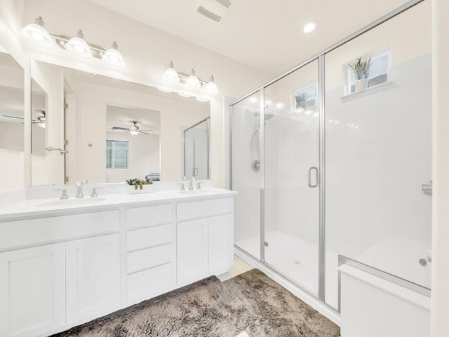 Building Photo - Beautiful 2019 Built 3 bedrooms 2.5 bath!