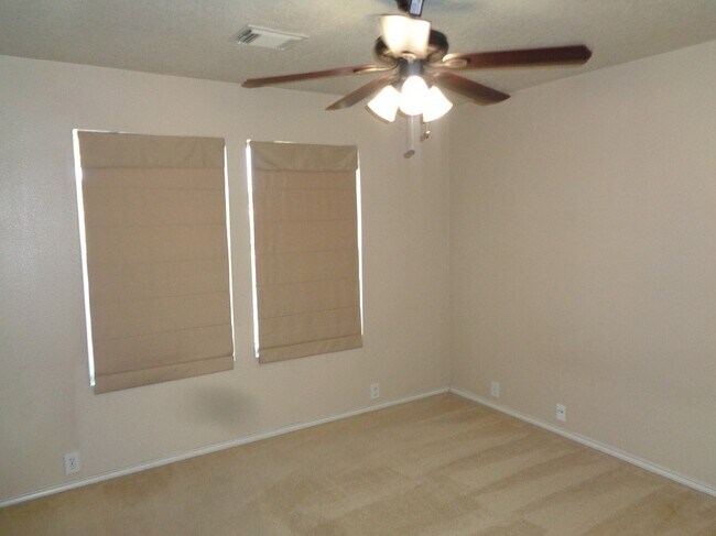 Building Photo - 23624 Wildwood Green Way