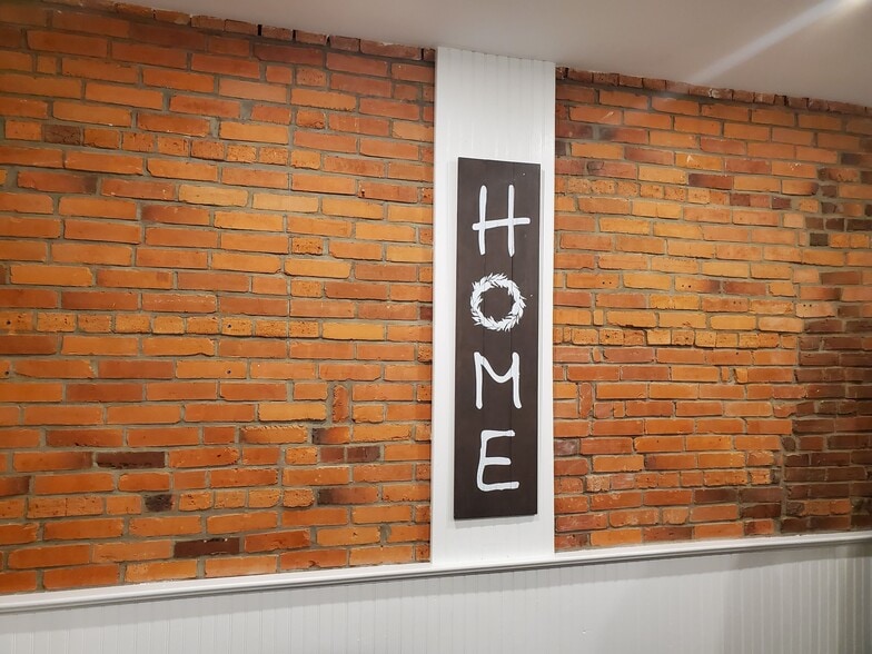 Building Photo - 171 Green St