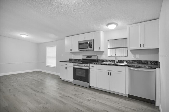 Building Photo - 10526 Bay Hills Cir