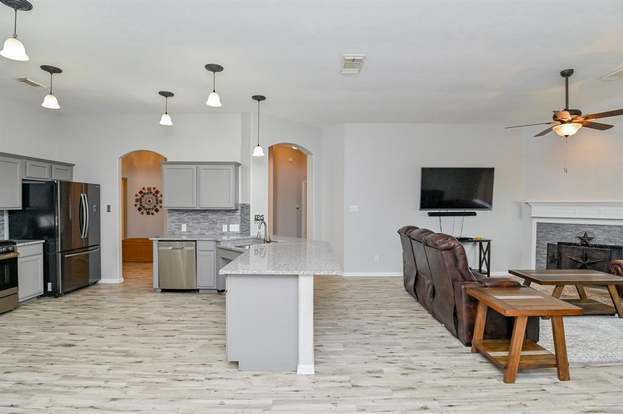 Building Photo - 2526 Lake Dale Ln
