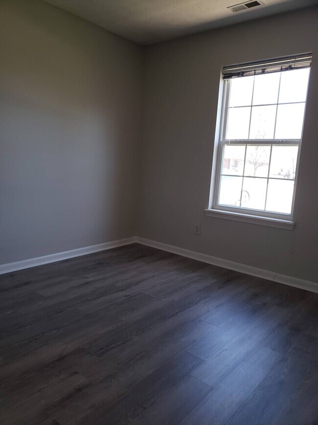 Building Photo - 11218 Basswood Ct