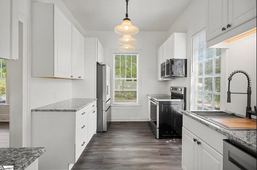 Kitchen - 413 W Market St