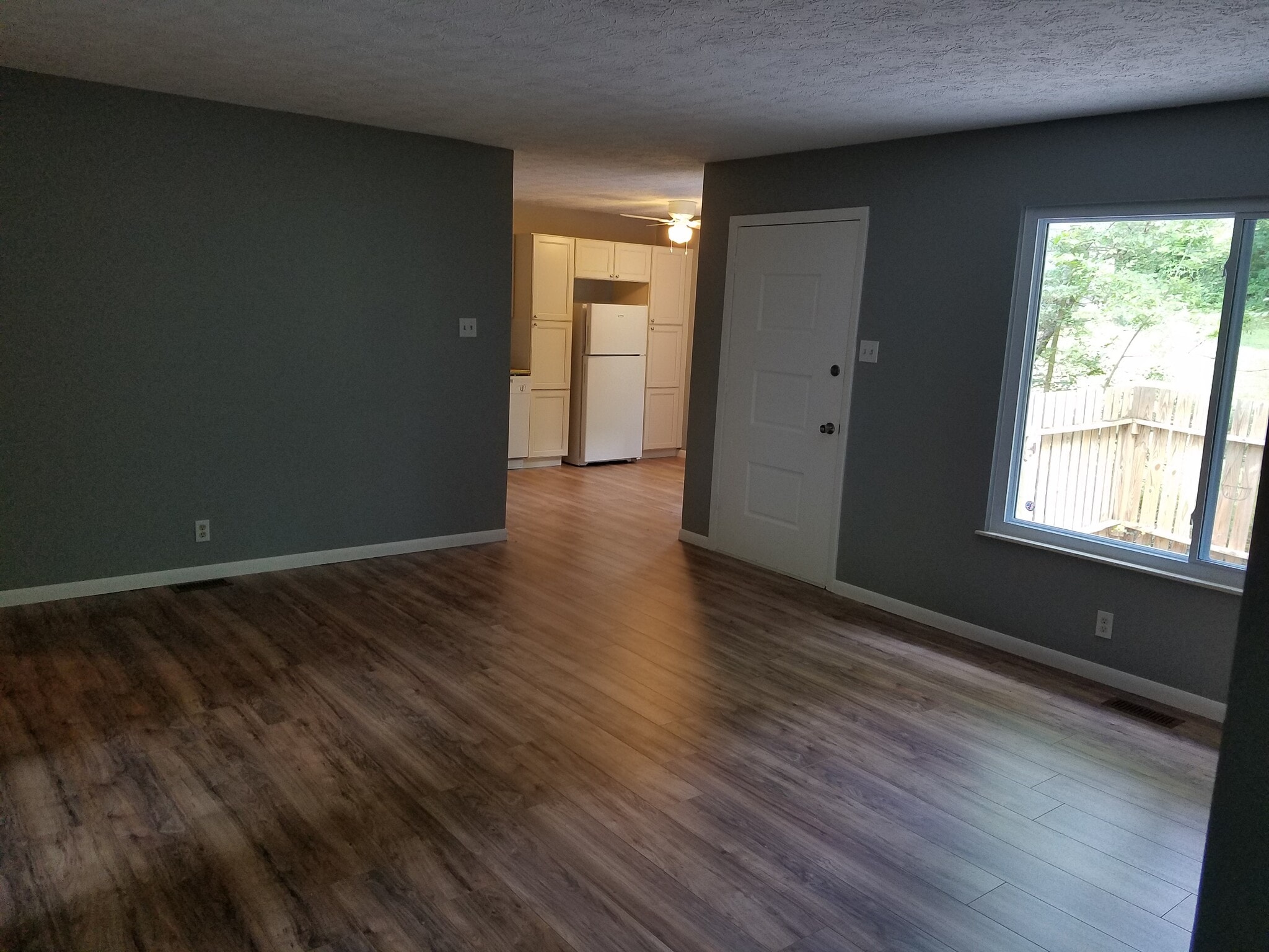 Living Room off Front Entrance - 720 Shadycrest Dr