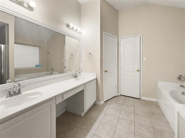 Building Photo - 1523 Wolf Creek Dr