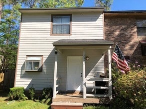 Building Photo - 2362 Ryan Pl