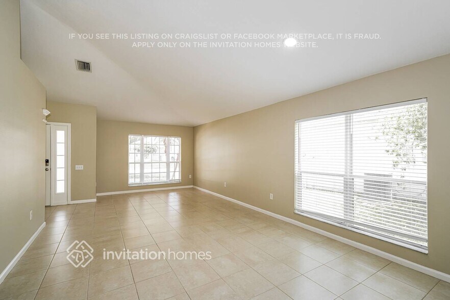 Building Photo - 25401 Lexington Oaks Blvd