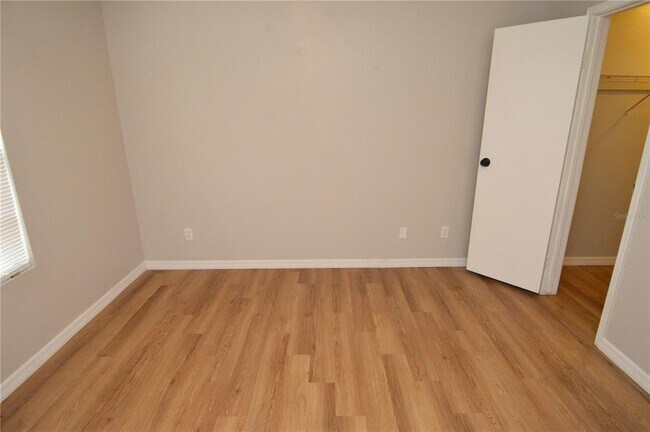 Building Photo - 1400 Gandy Blvd N