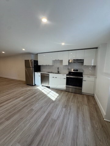 Building Photo - 507 Main St