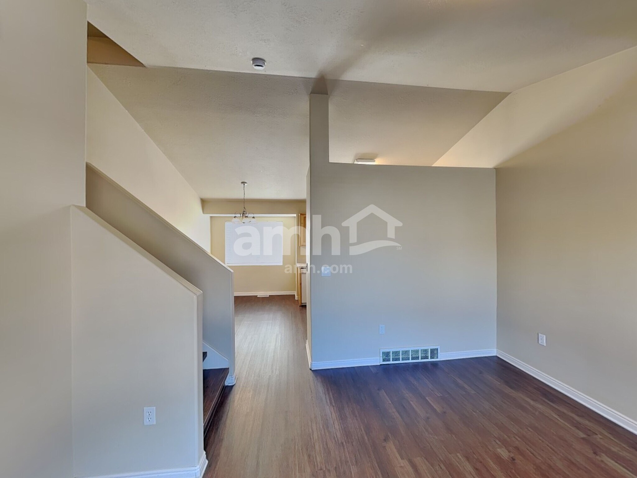 Building Photo - 1991 W 550 N