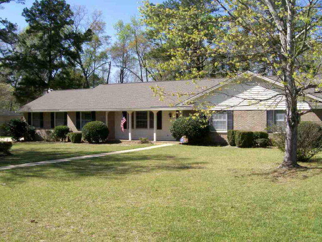 Primary Photo - 715 Haile St