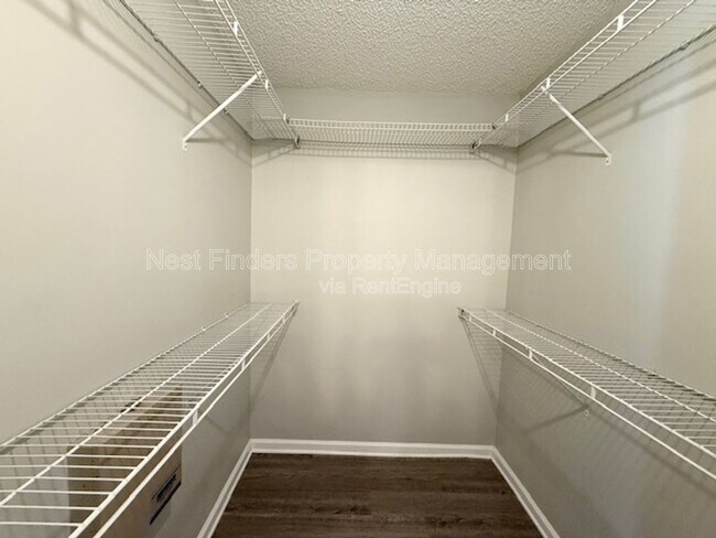 Building Photo - 1904 Sunchase Ct