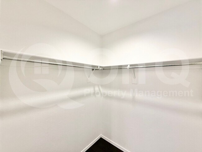 Building Photo - 17217 N 184th Ln