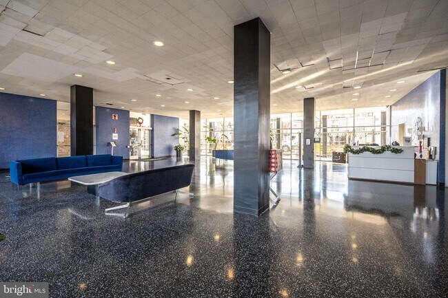 Building Photo - 1311 Delaware Ave SW