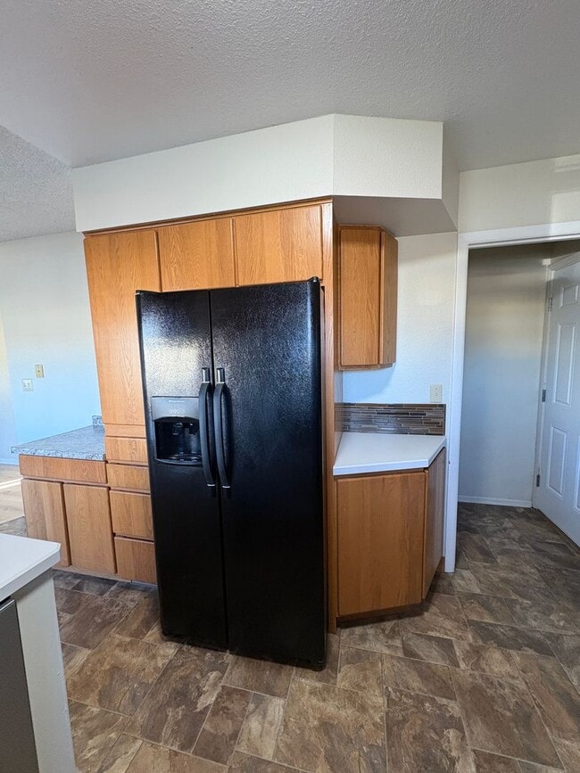 Building Photo - 3 bedroom 2 bathroom house