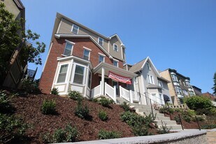 Building Photo - 816 S Negley Ave