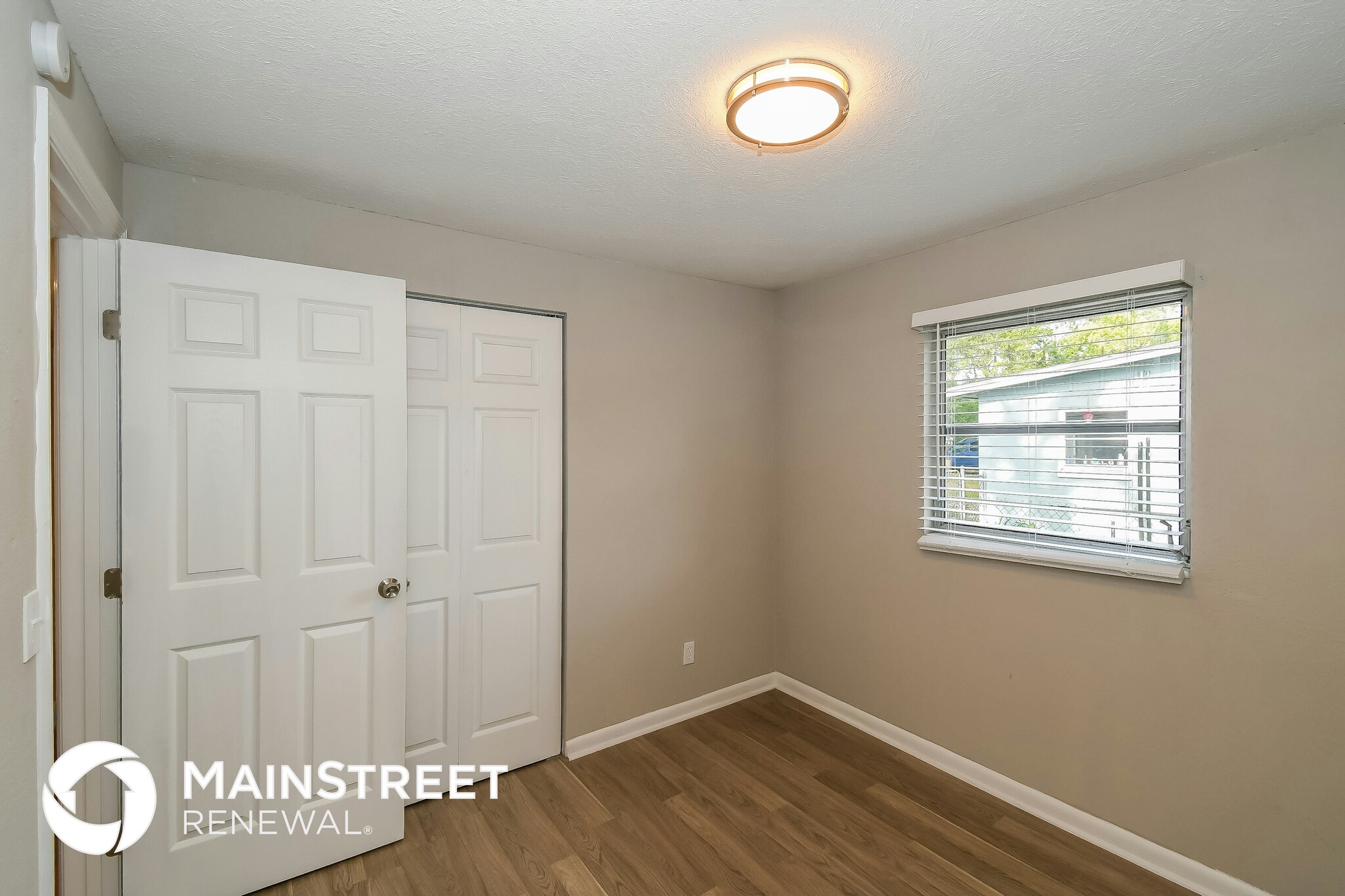 Building Photo - 335 Bonnlyn Dr
