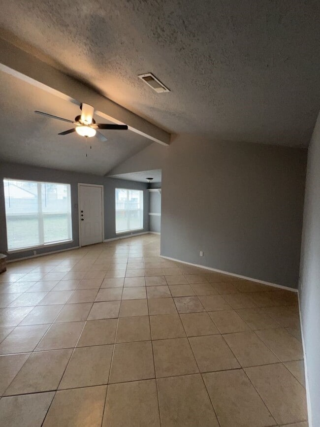 Building Photo - 4546 Algernon Dr