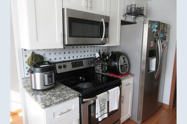 Kitchen with Granite Countertop - 61 Fox Meadow Rd