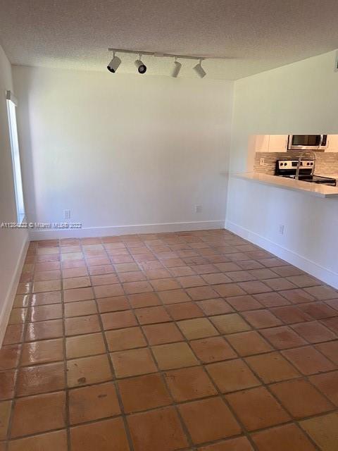Building Photo - 13280 SW 88th Ln