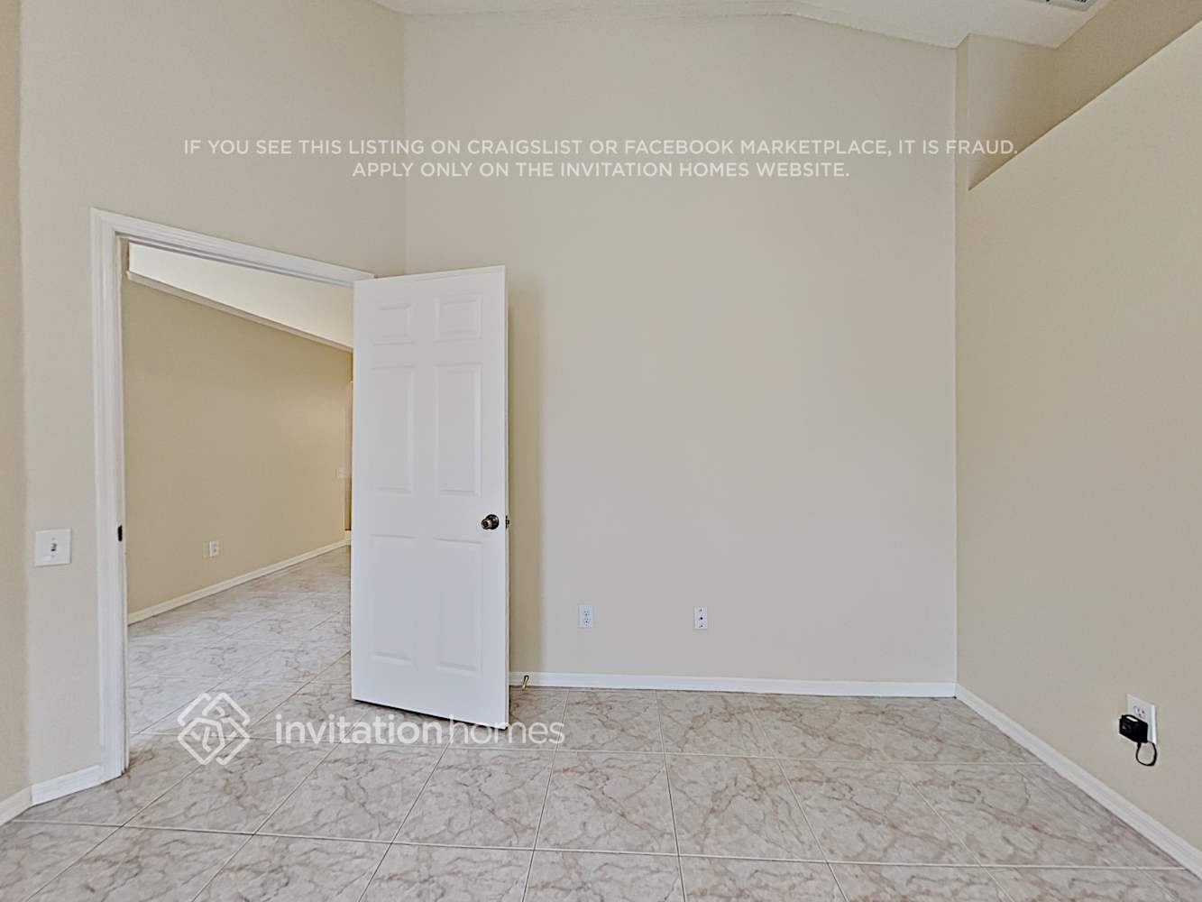 Building Photo - 3055 Hidden River Ct