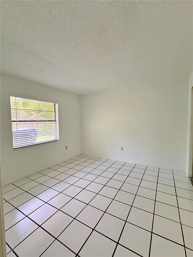 Building Photo - 4151 Spitfire Ave