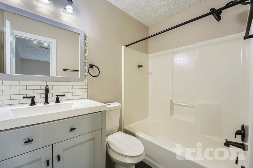 Building Photo - 1097 Britley Park Ln