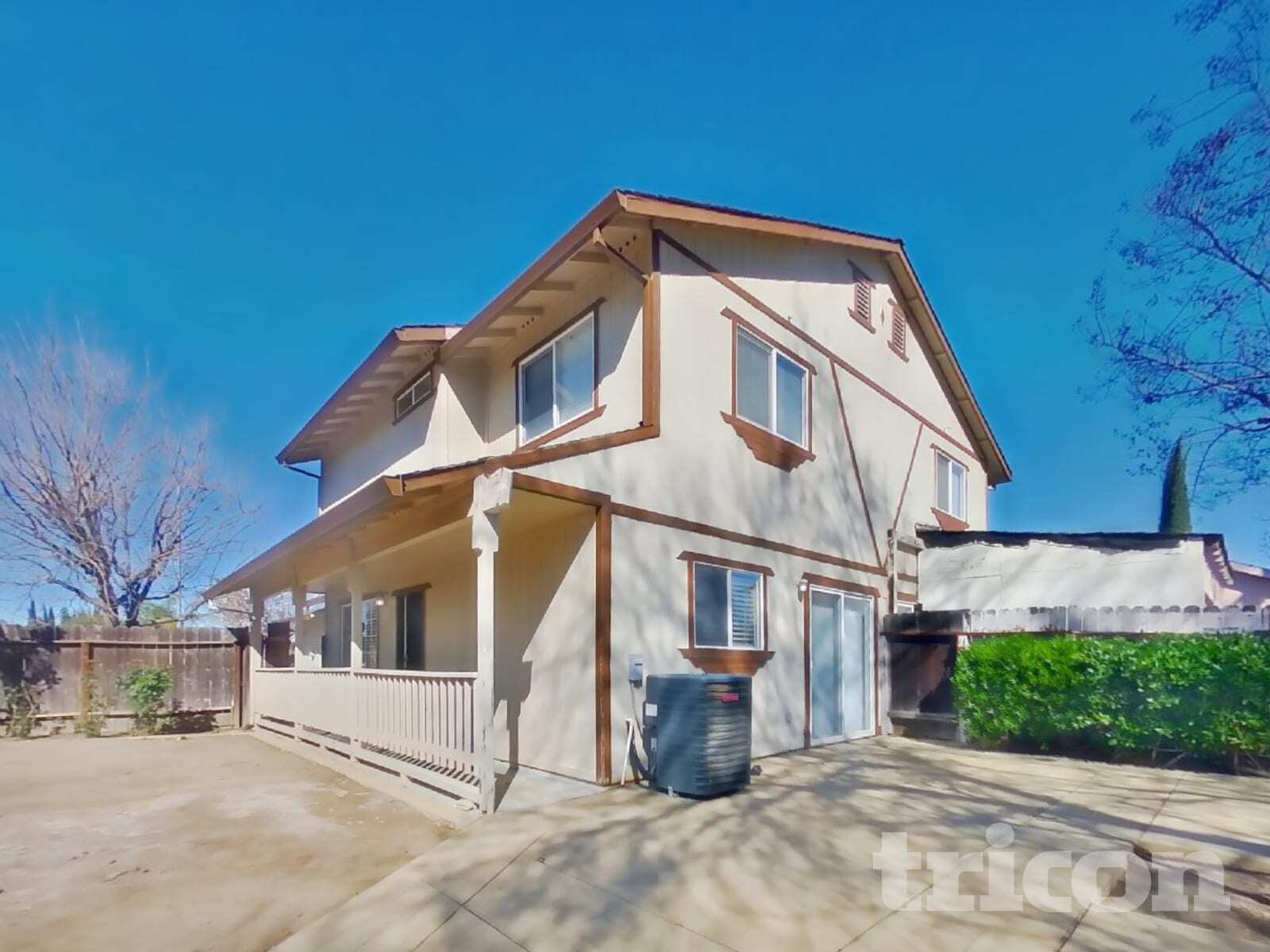 Building Photo - 1872 Little John Way