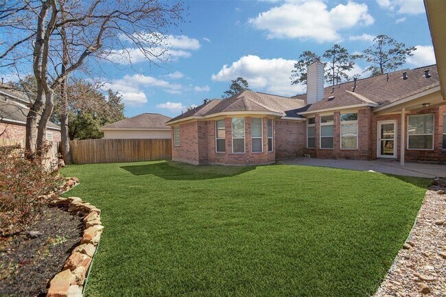 Building Photo - 214 Spring Lakes Haven