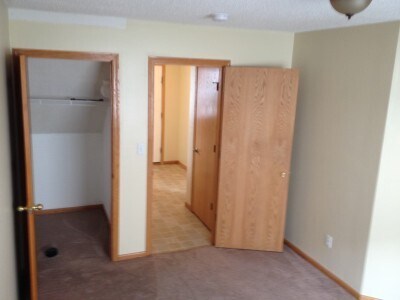 Building Photo - 108 Oriole Path