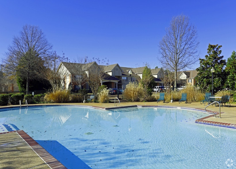 Building Photo - MAGNOLIAS AT HERNANDO
