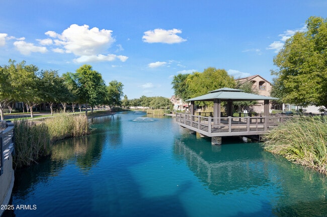 Building Photo - 1752 E CHELSEA Ln