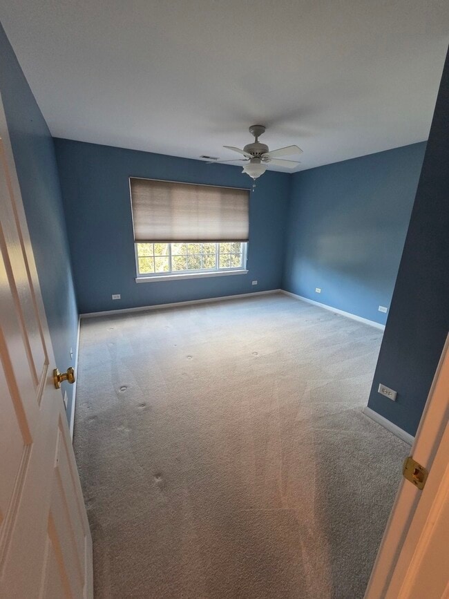 Building Photo - 422 Cary Woods Cir