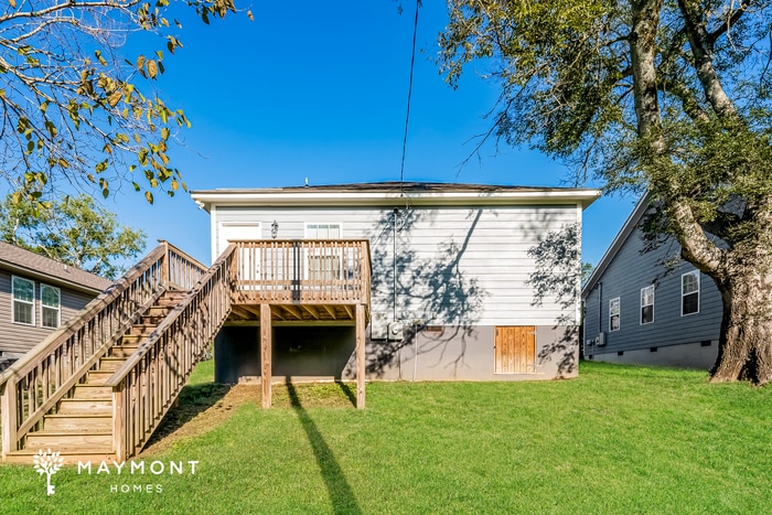 Building Photo - 3215 6th Ave N