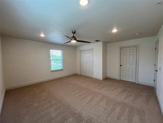 Building Photo - 2105 Tiger Trail