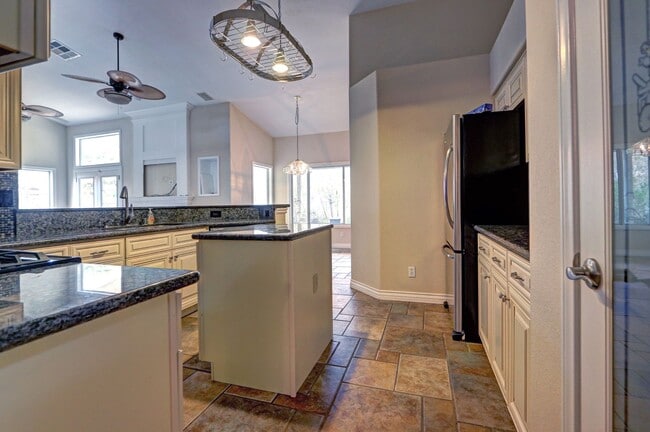 Building Photo - Fabulous Summerlin  Home!