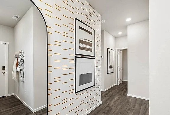 Building Photo - 1721 Moran Ave