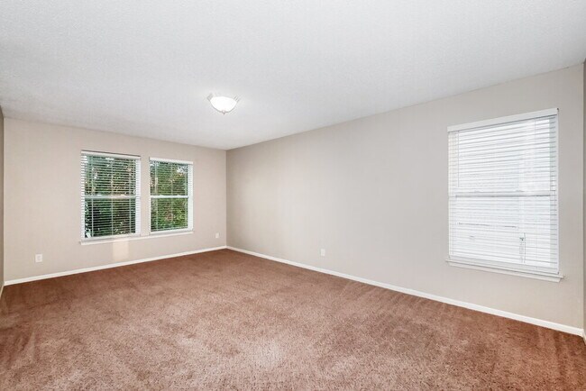 Building Photo - 6058 Amber Valley Ln