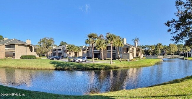 Building Photo - 10200 Belle Rive Blvd