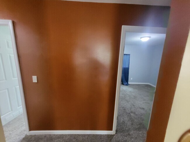 Building Photo - 3 bedroom home on Flint's North-east side