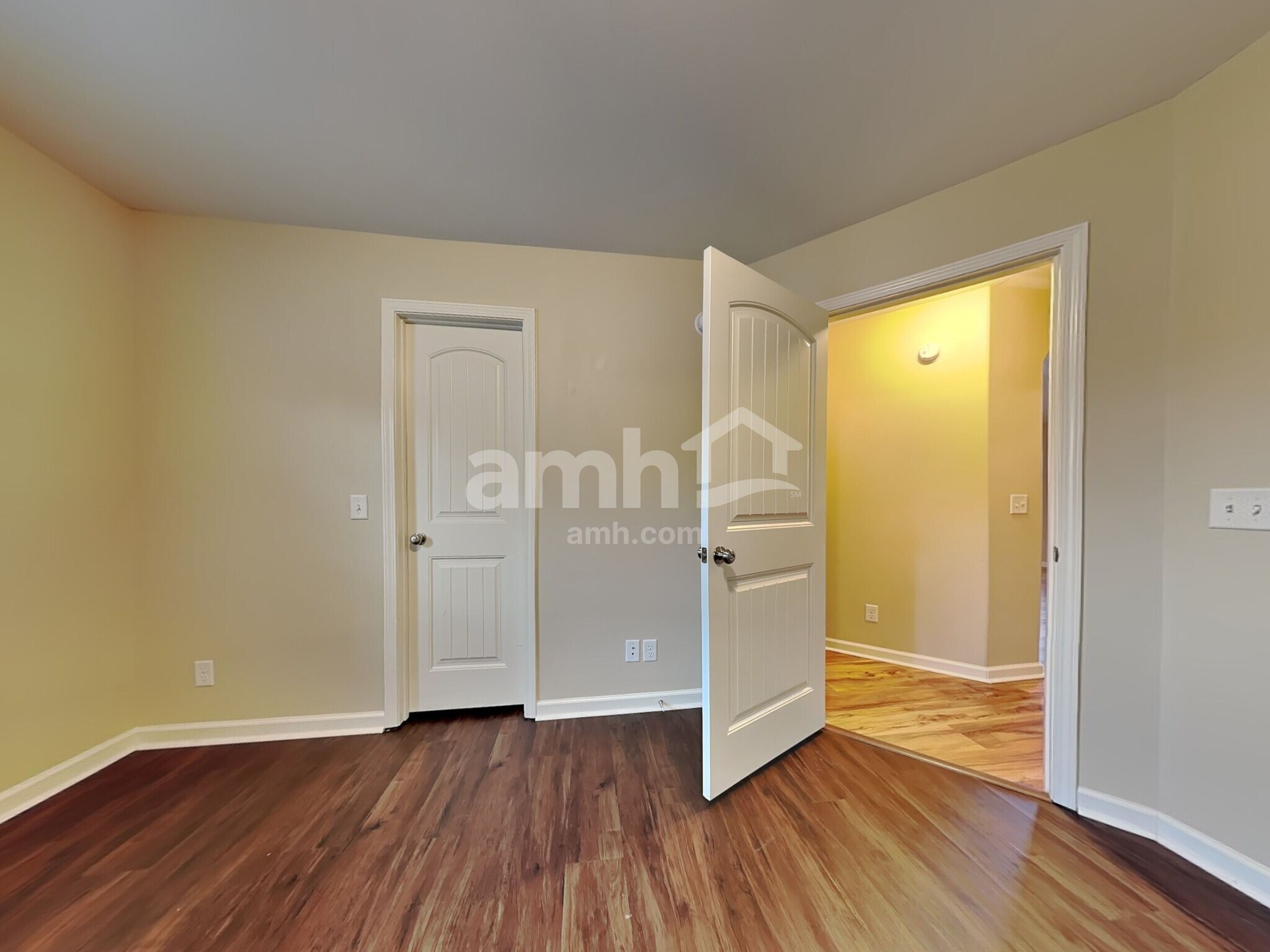 Building Photo - 352 Brighton Woods Dr