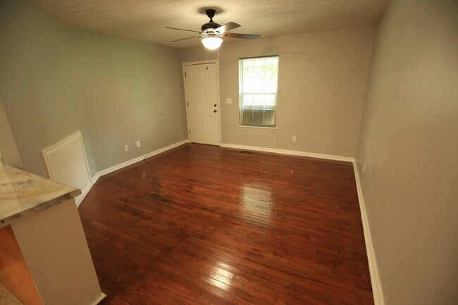 Living room - 409 Filter Plant Rd