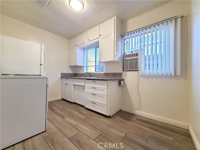 Building Photo - 10932 Evans St