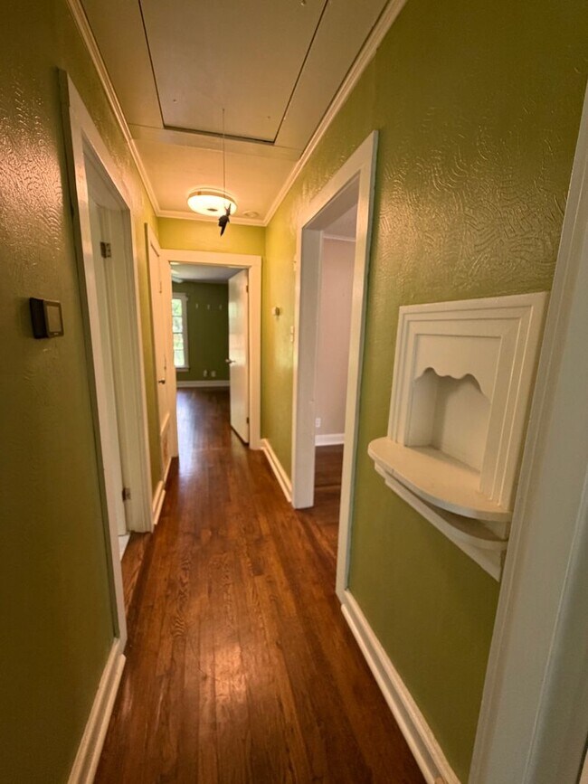 Building Photo - Updated brick home for lease near BAFB | Bossier City, LA 71112 | 3 bedrooms